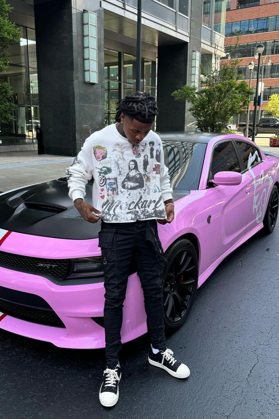 White “Art On Display” Thermal